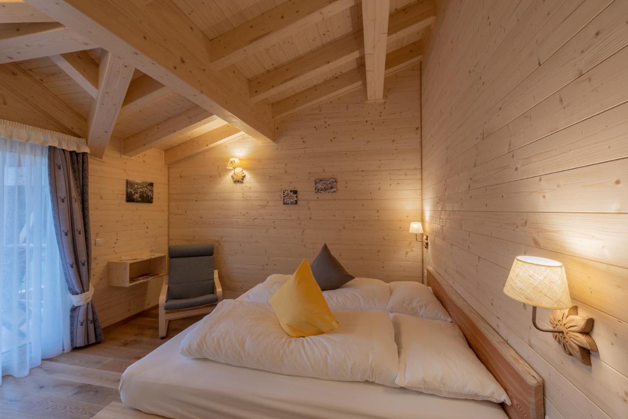 Eco-Green Fiores Agriturismo Vigo di Fassa Exteriör bild