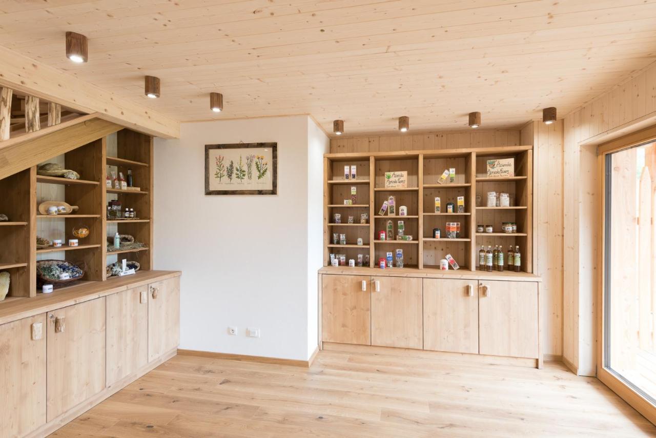 Eco-Green Fiores Agriturismo Vigo di Fassa Exteriör bild
