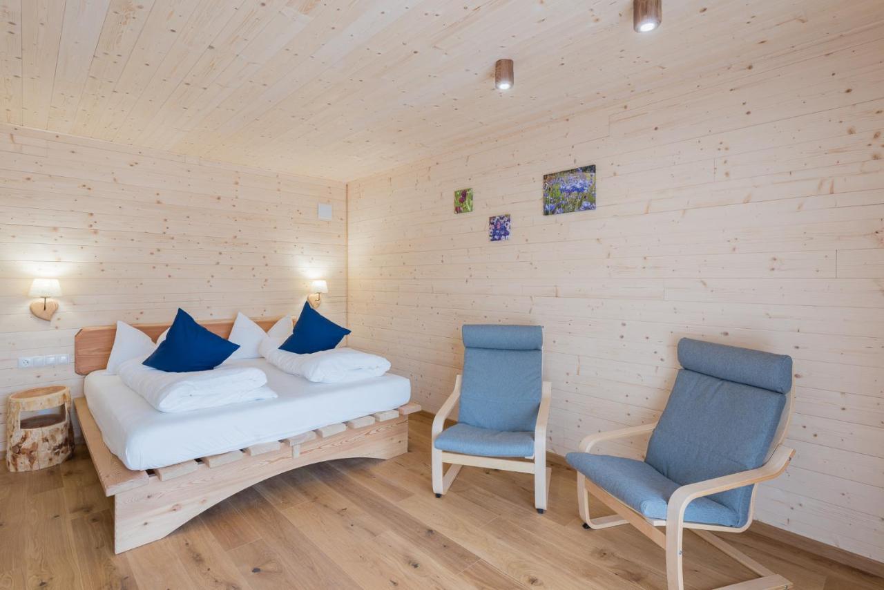 Eco-Green Fiores Agriturismo Vigo di Fassa Exteriör bild